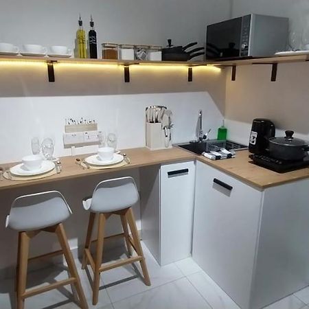 Cosy Studio With All Amenities Гранд-Бэй Экстерьер фото